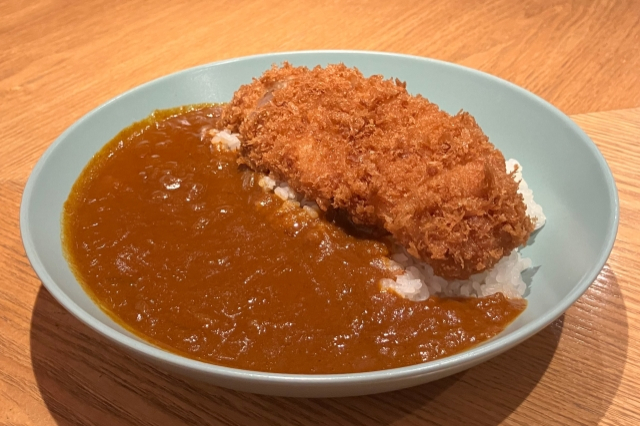 カツカレー(中辛)のイメージ